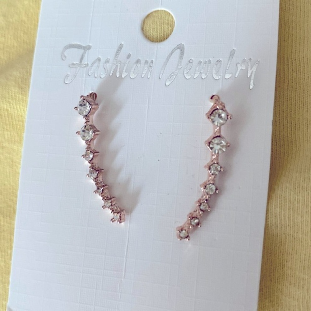 7 crystal earrings.